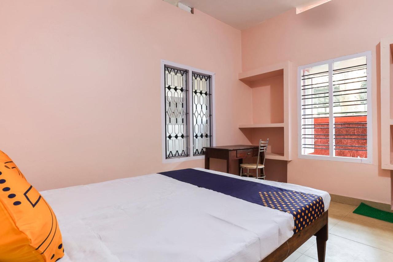 Spot On 68111 Jeena Motels Kollam Luaran gambar
