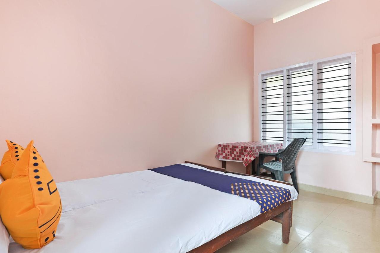 Spot On 68111 Jeena Motels Kollam Luaran gambar