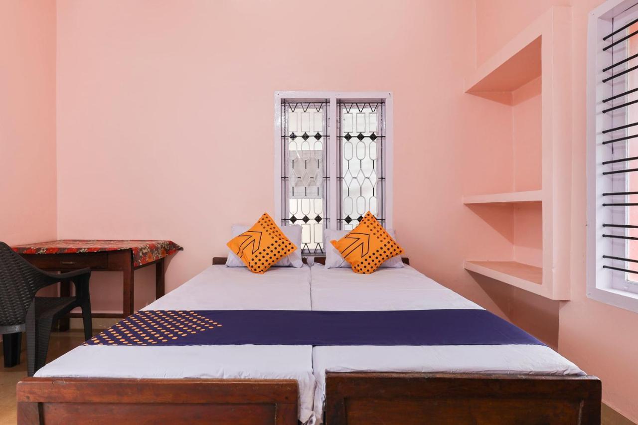 Spot On 68111 Jeena Motels Kollam Luaran gambar